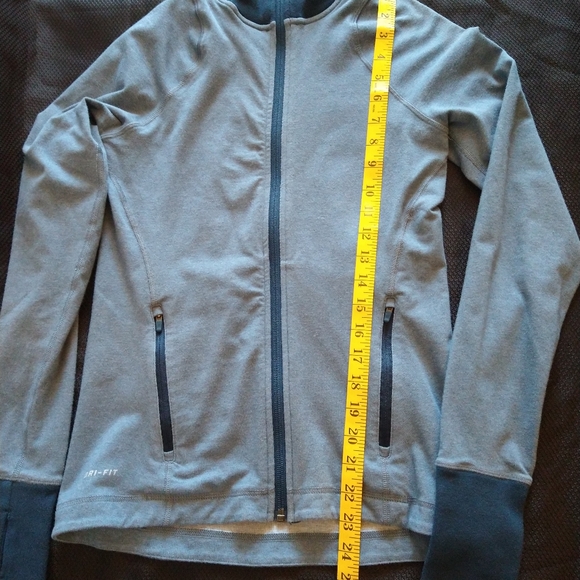 Nike dri fit Activewear sweatjacket sweatshirt size small - Picture 11 of 16